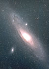 アンドロメダ銀河（M31）[画像提供：東大大学院理学系研究科天文学教育研究センター木曽観測所]