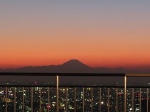 六本木ヒルズ屋上からの富士山