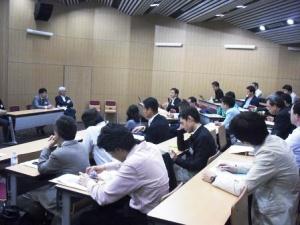 活発な議論が交わされた(於:中島董一郎記念ホール)