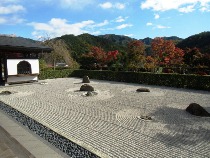 宝徳寺の紅葉と枯山水庭園