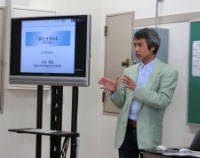 「「測る」を究める」について講義する久我教授