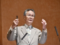 小野塚知二教授